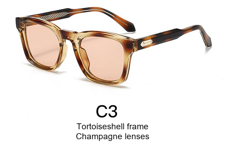 2338 — C3: Tortoiseshell frame / Champagne lenses